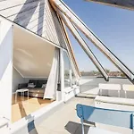 Sonnendeck 23 *